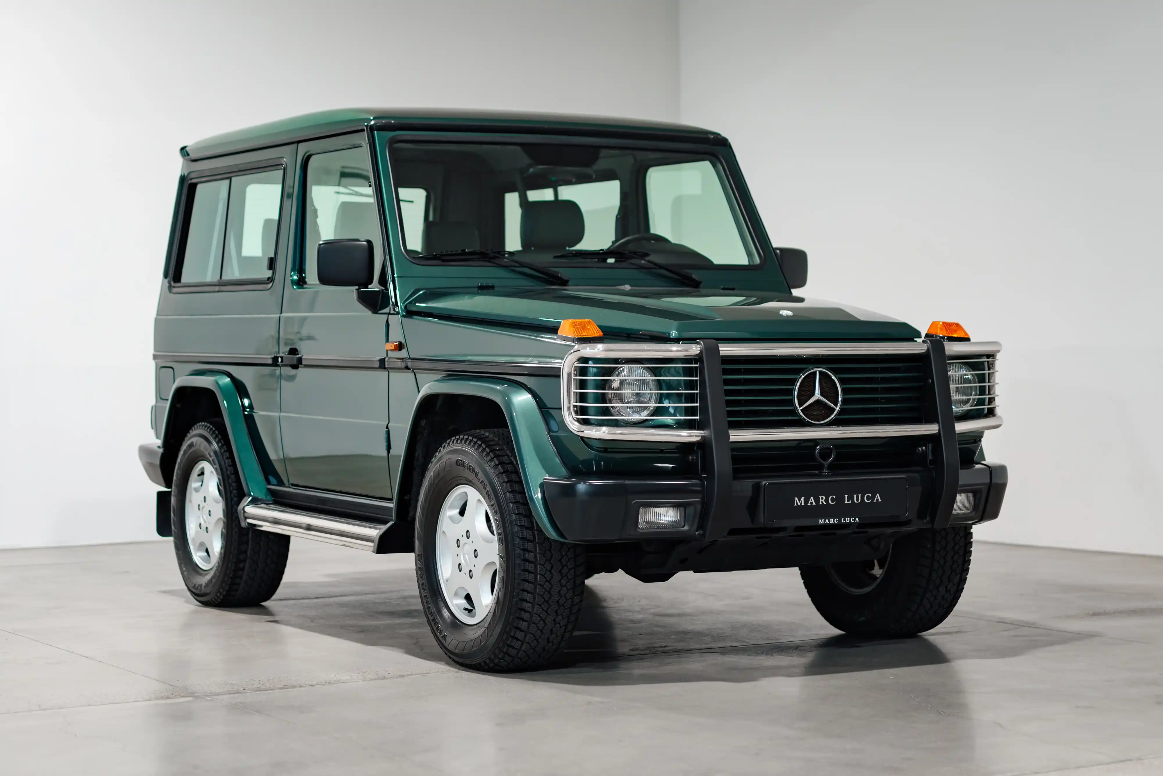 Mercedes-Benz G 320